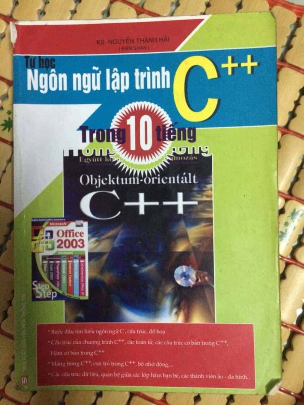 Sách tự học ngôn ngữ lập trình C++  trong 10 tiếng - congdongshop.com