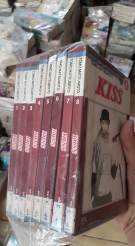 TRUYỆN KISS ĐỦ BỘ GIÁ RẺ