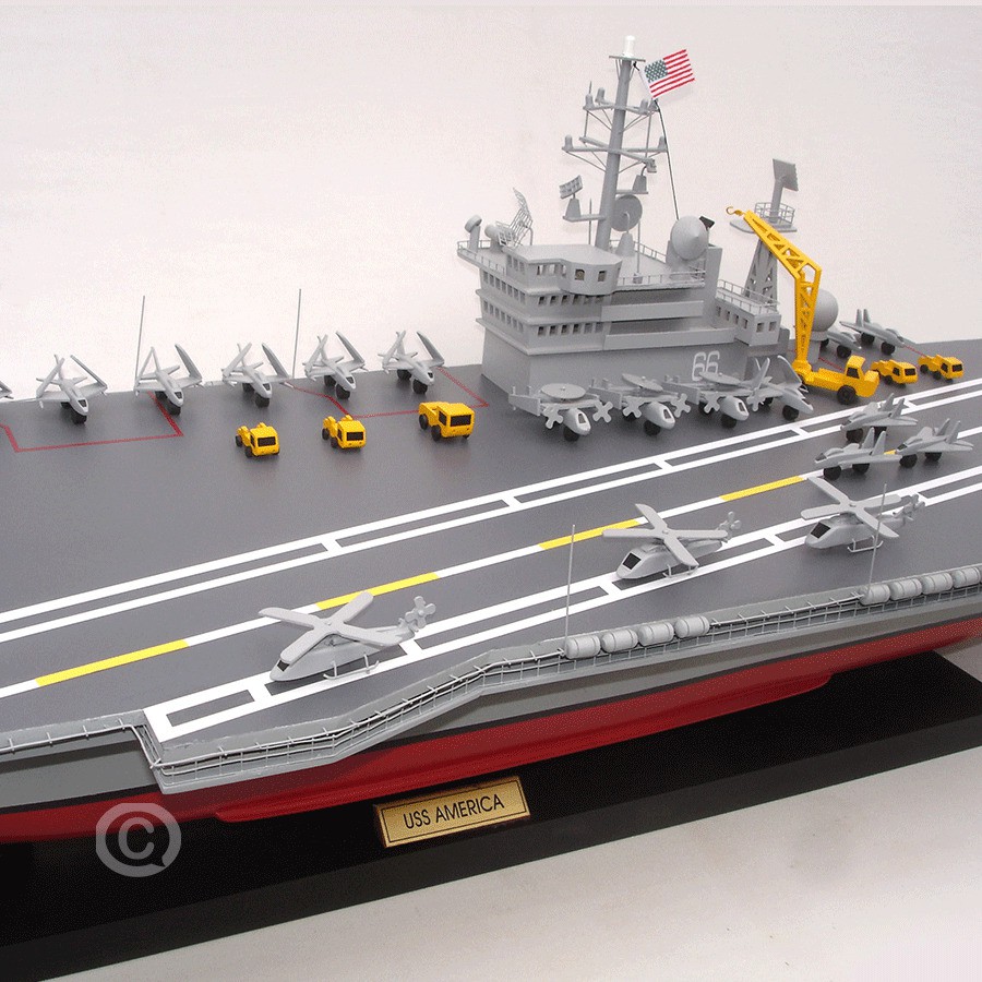 MÔ HÌNH THUYỀN CHIẾN USS AMERICA 2