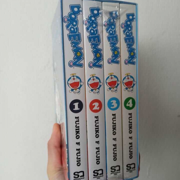 Truyện Doraemon Tiếng Anh trọn bộ giá rẻ